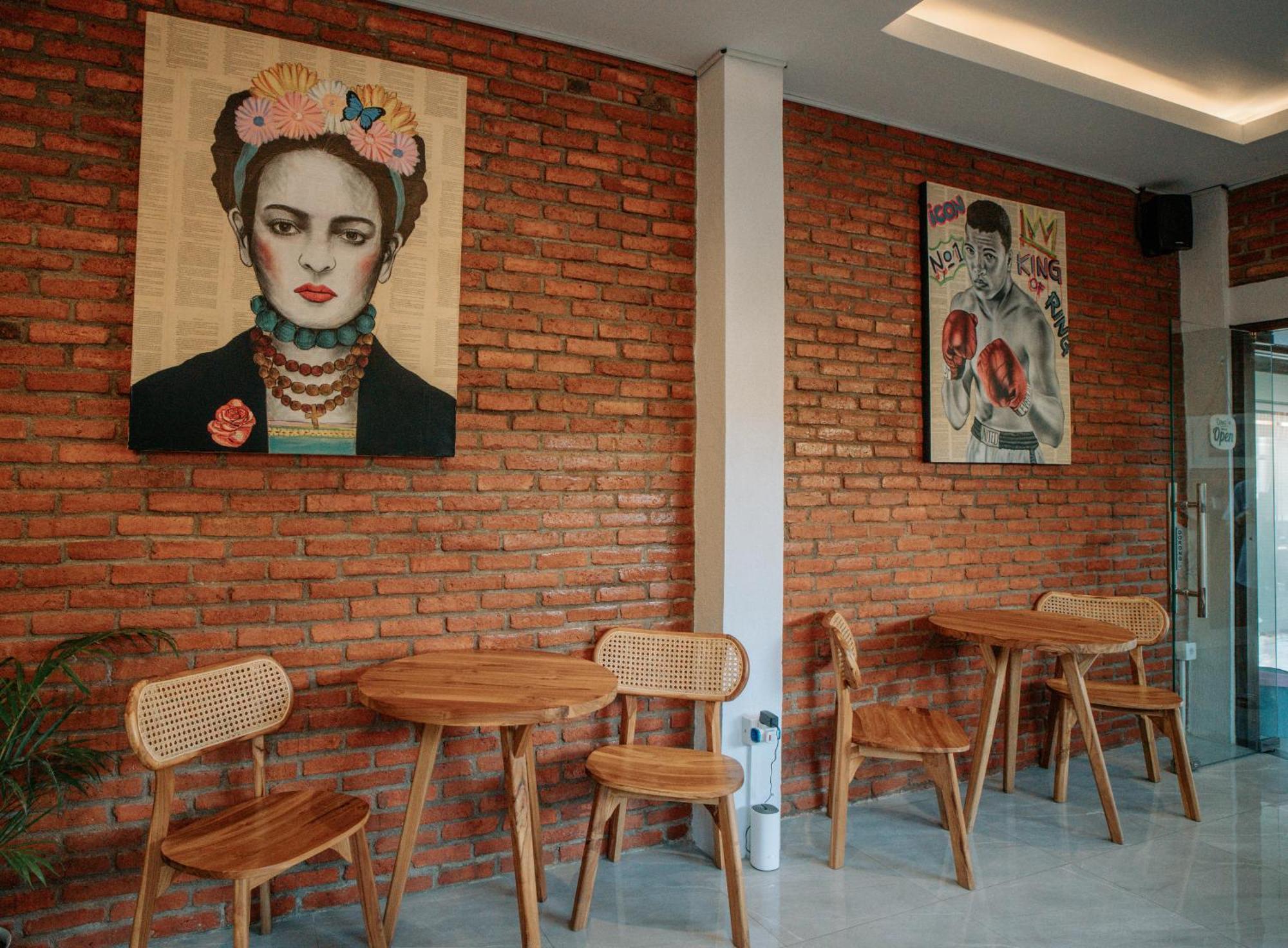 Puu Pau Hotel & Coffee Shop Labuan Bajo Esterno foto