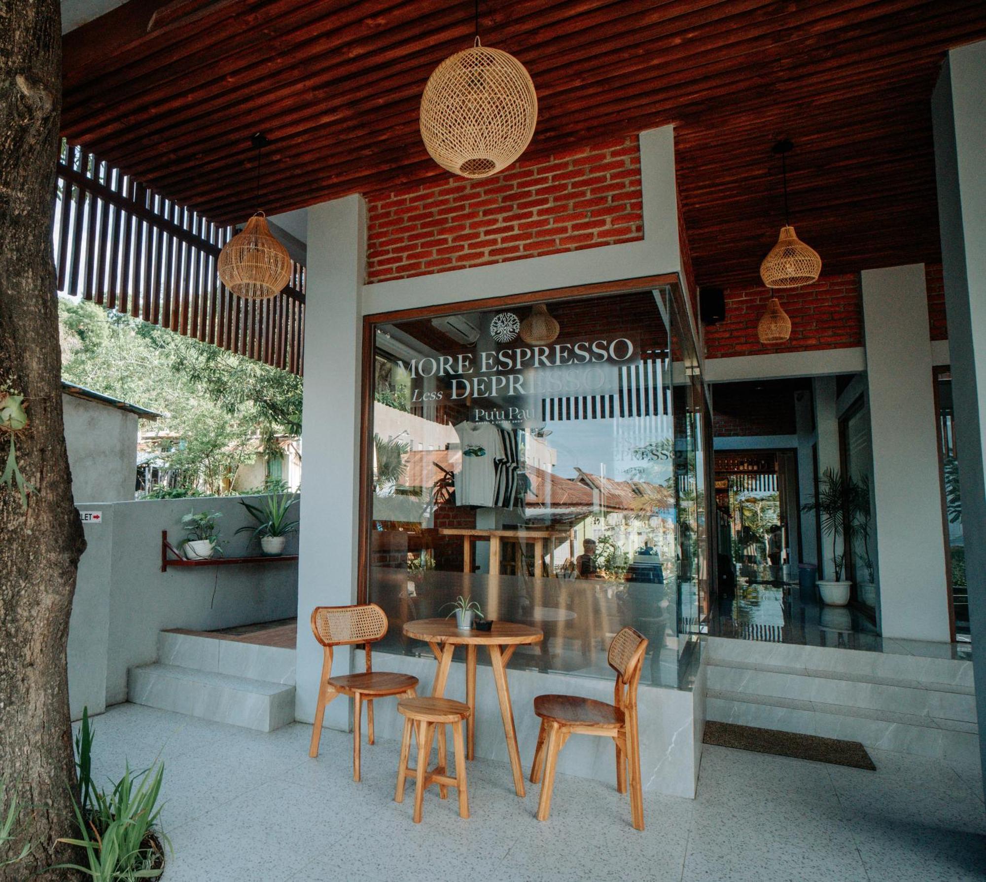 Puu Pau Hotel & Coffee Shop Labuan Bajo Esterno foto